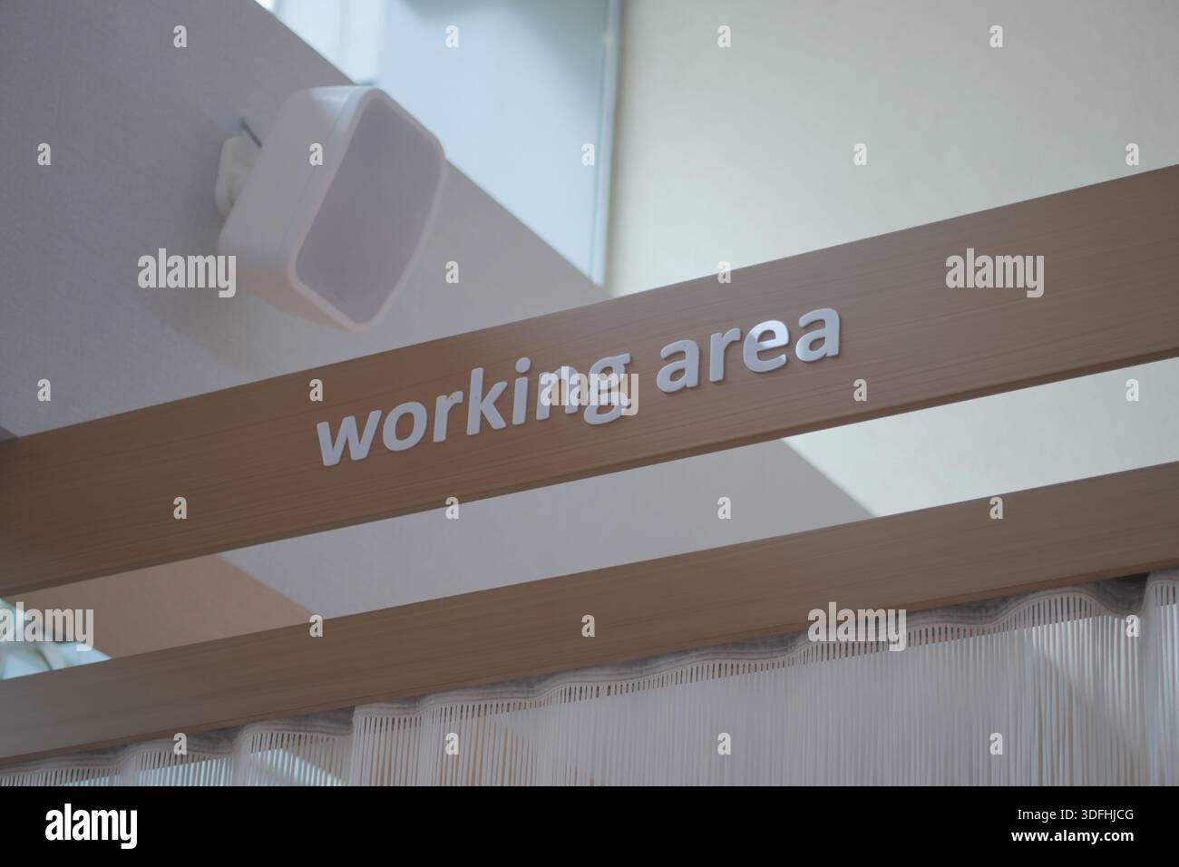 Work working sign signage hi-res stock photography and images - Alamy
