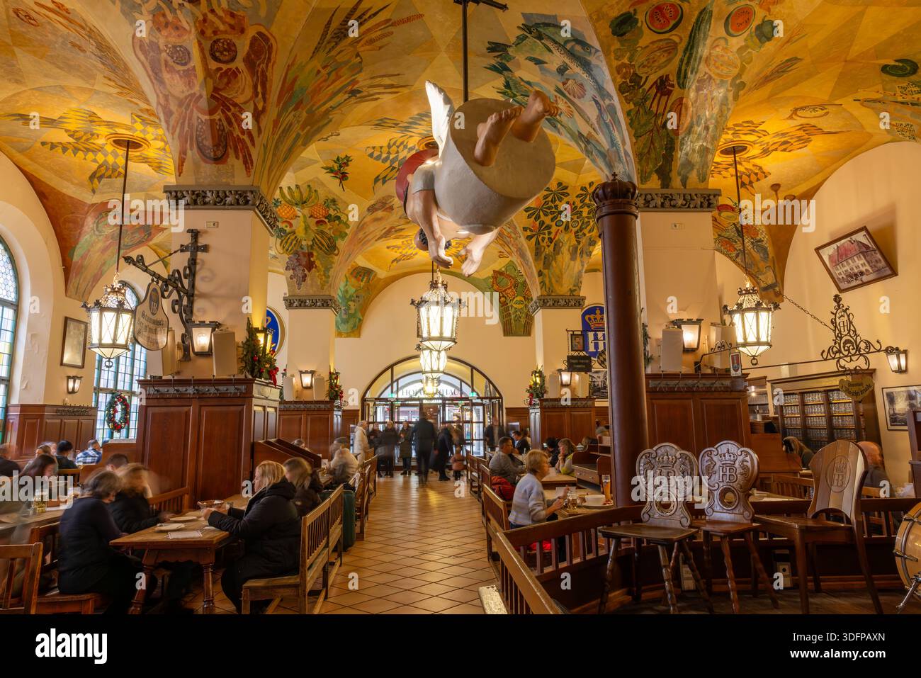 Interior of the famous Hofbräuhaus München beer hall, Munich, Germany ...