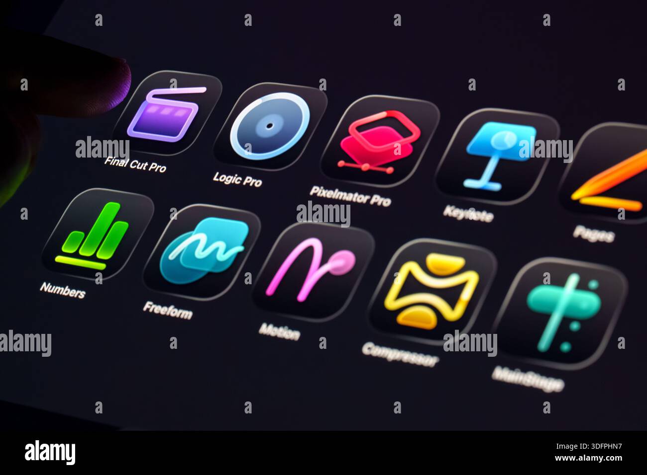 Apple tech bundle hi-res stock photography and images - Alamy