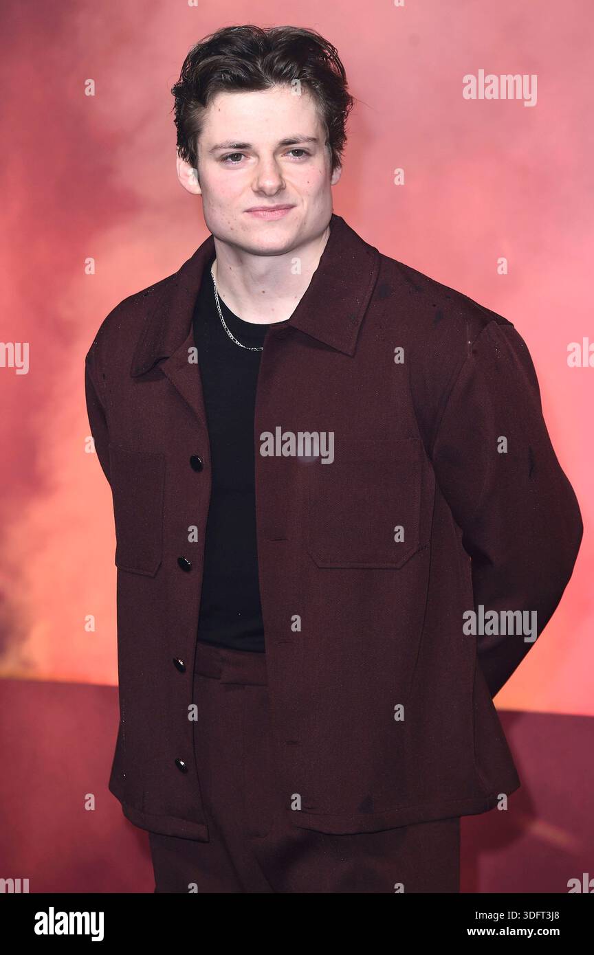 Louis Ashbourne Serkis Bei Der Weltpremiere Des Kinofilms 28 Years Louis Ashbourne Serkis Bei Der Weltpremiere Des Kinofilms 28 Years Later The Bone Temple Im Bfi Imax London 13012026 Louis Ashbourne Serkis At The World Premiere Of The Feature Film 28 Years Later The Bone Temple At Bfi Imax London 13 01 2026 Fotoxsxvasxxfutureximagex Temple 6283 3DFT3J8 