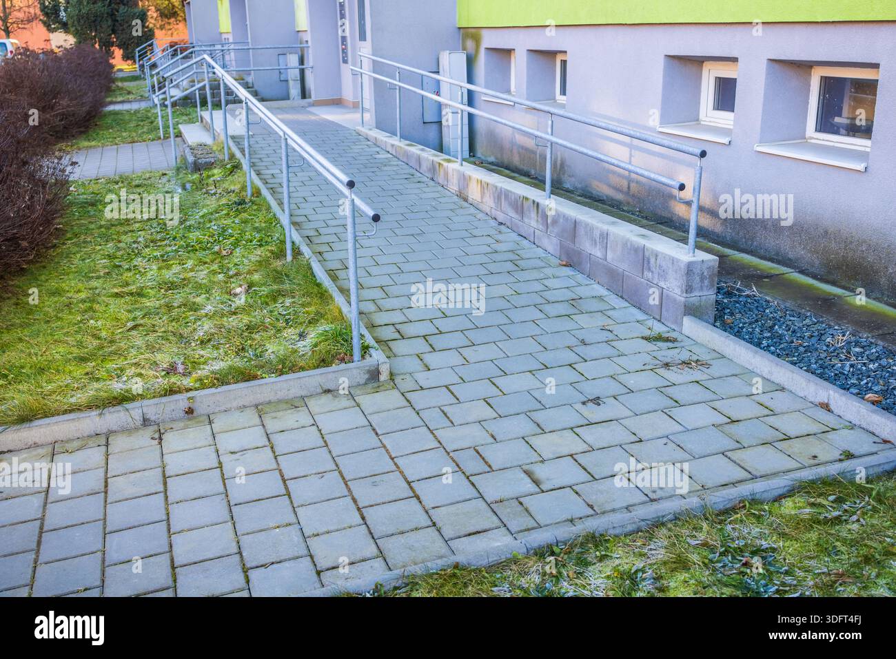 Footpath Matt Ramp Footpath access for disabled people hi-res stock photography and images ...