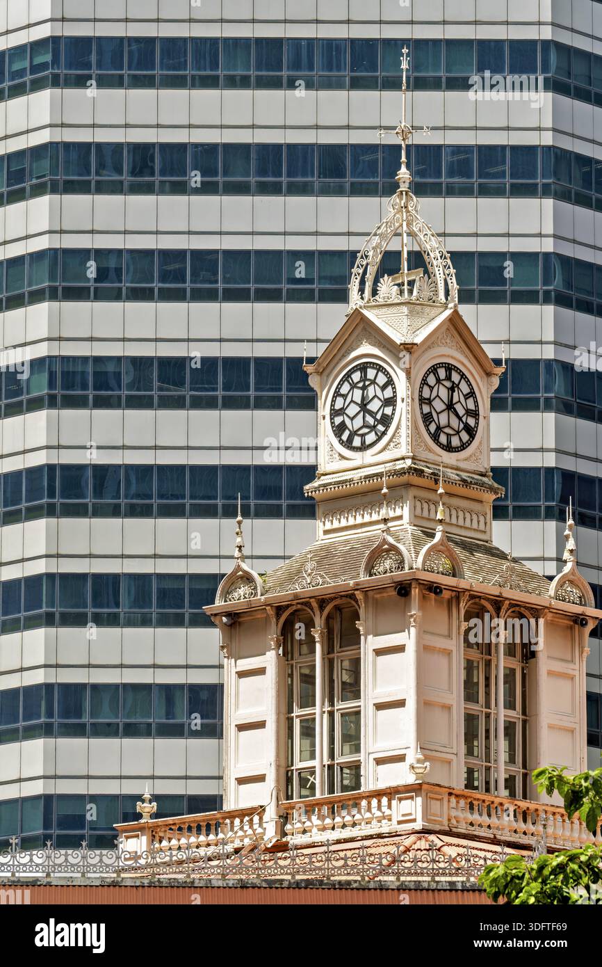 Ornate architectural details faces hi-res stock photography and images ...