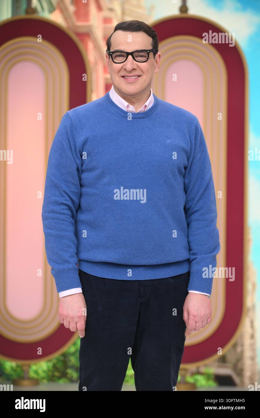 Actor Luis Merlo during the presentation of 'Top Chef: Sweets and ...