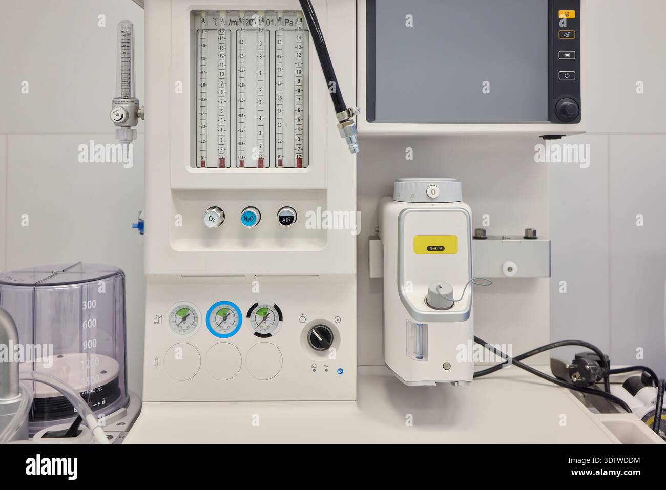 Medical infusion equipment, Clinical infusion pump with calibration ...