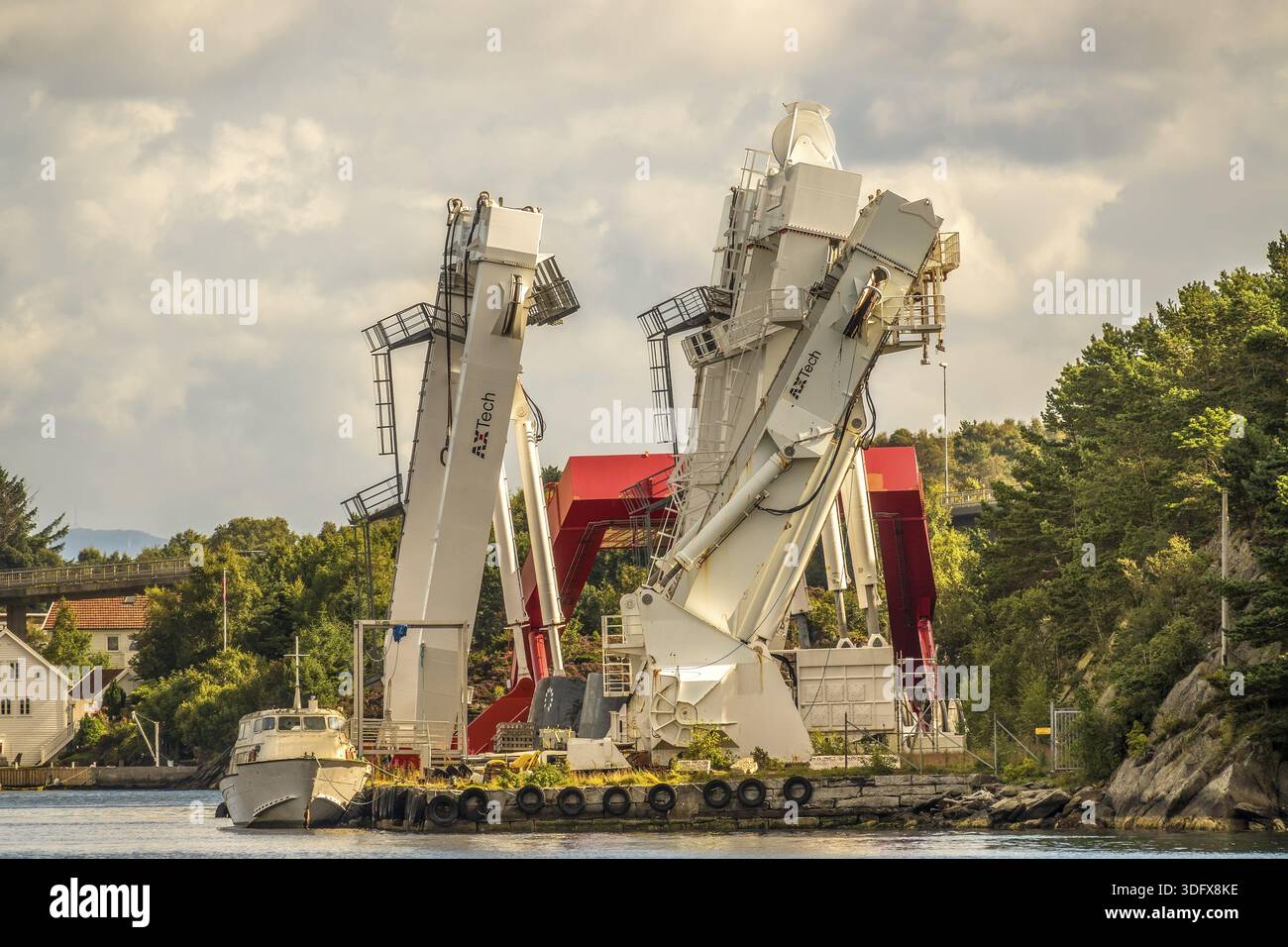 Gantry frame hi-res stock photography and images - Alamy