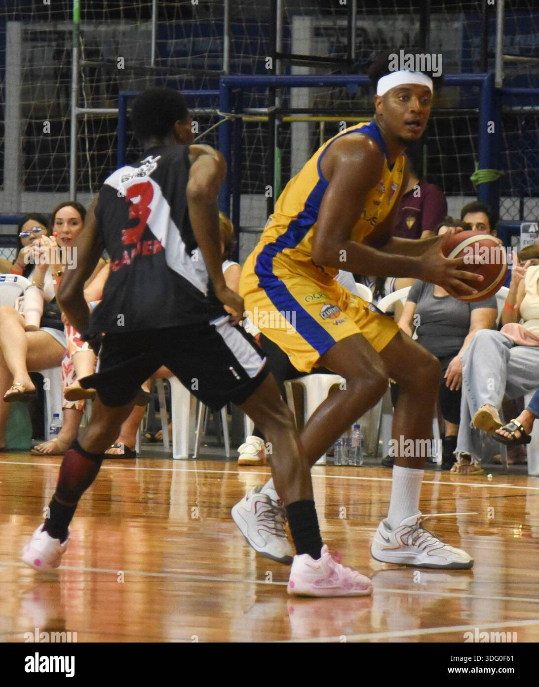 Action during the Novo Basquete Brasil NBB game between Fortaleza vs ...