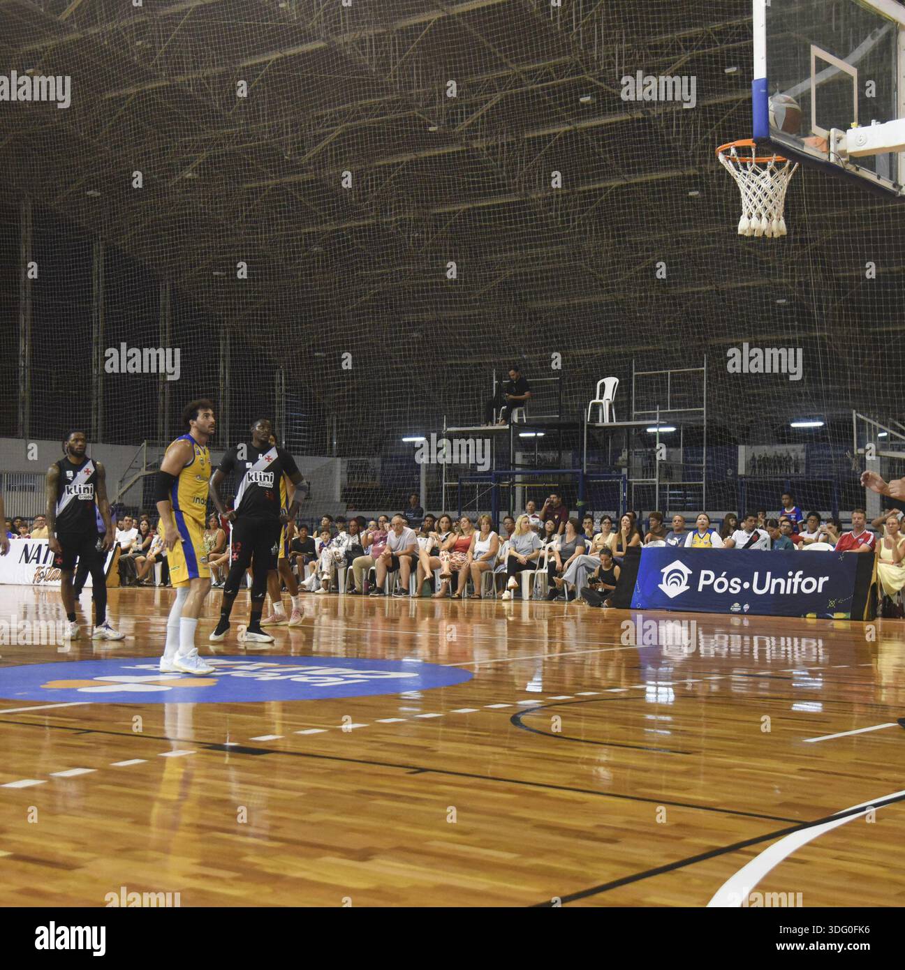 Action during the Novo Basquete Brasil NBB game between Fortaleza vs ...