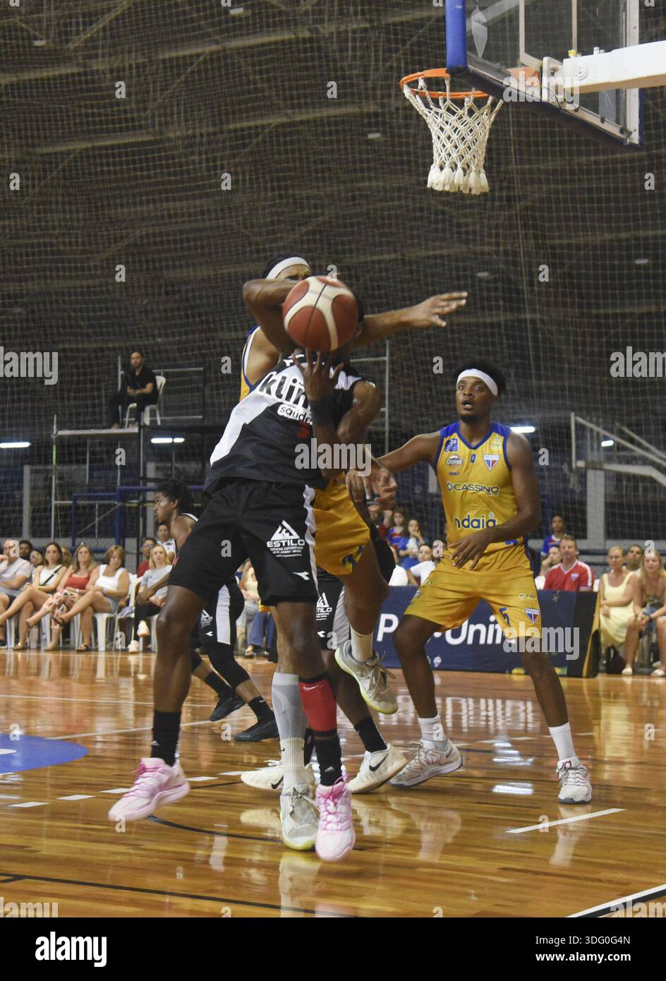 Action during the Novo Basquete Brasil NBB game between Fortaleza vs ...
