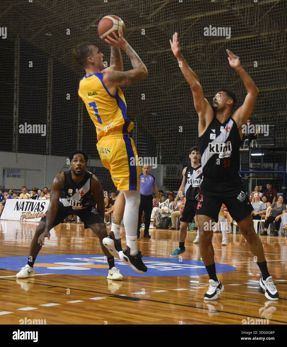 Action during the Novo Basquete Brasil NBB game between Fortaleza vs ...