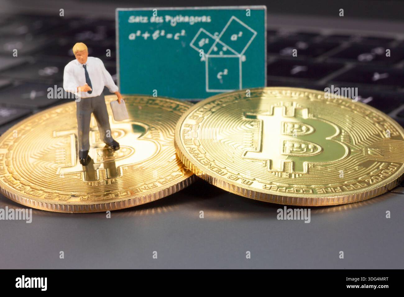 Math crypto hi-res stock photography and images - Alamy