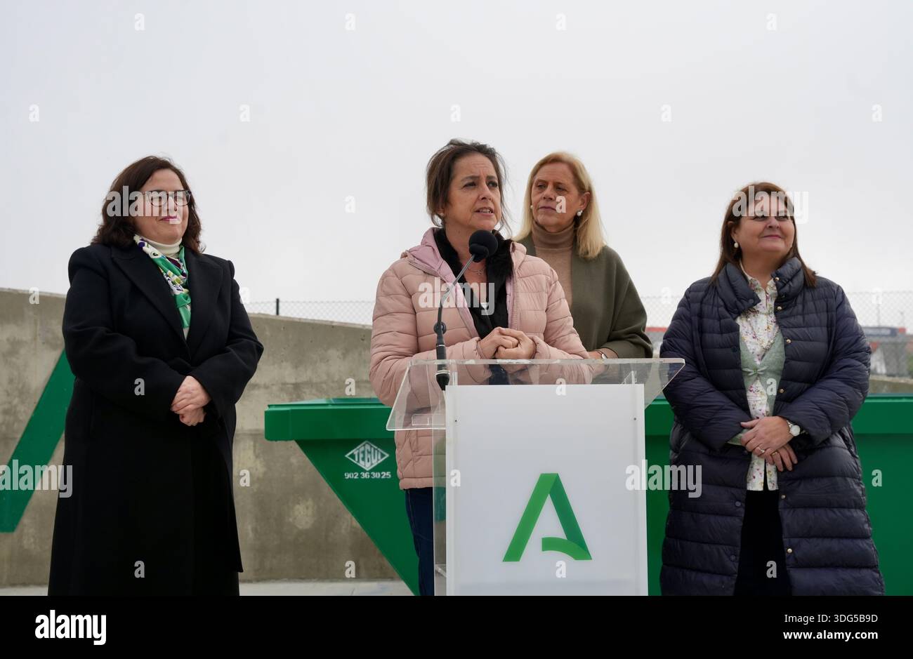 La consejera de Sostenibilidad y Medio Ambiente, Catalina García ...