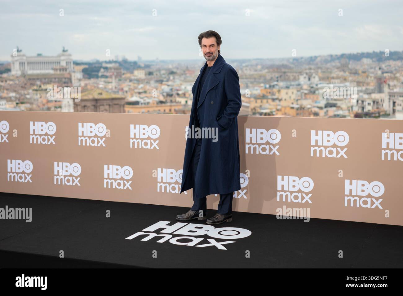 Fabrizio Gifuni attends the HBO Max Italy photocall at Hotel De La ...
