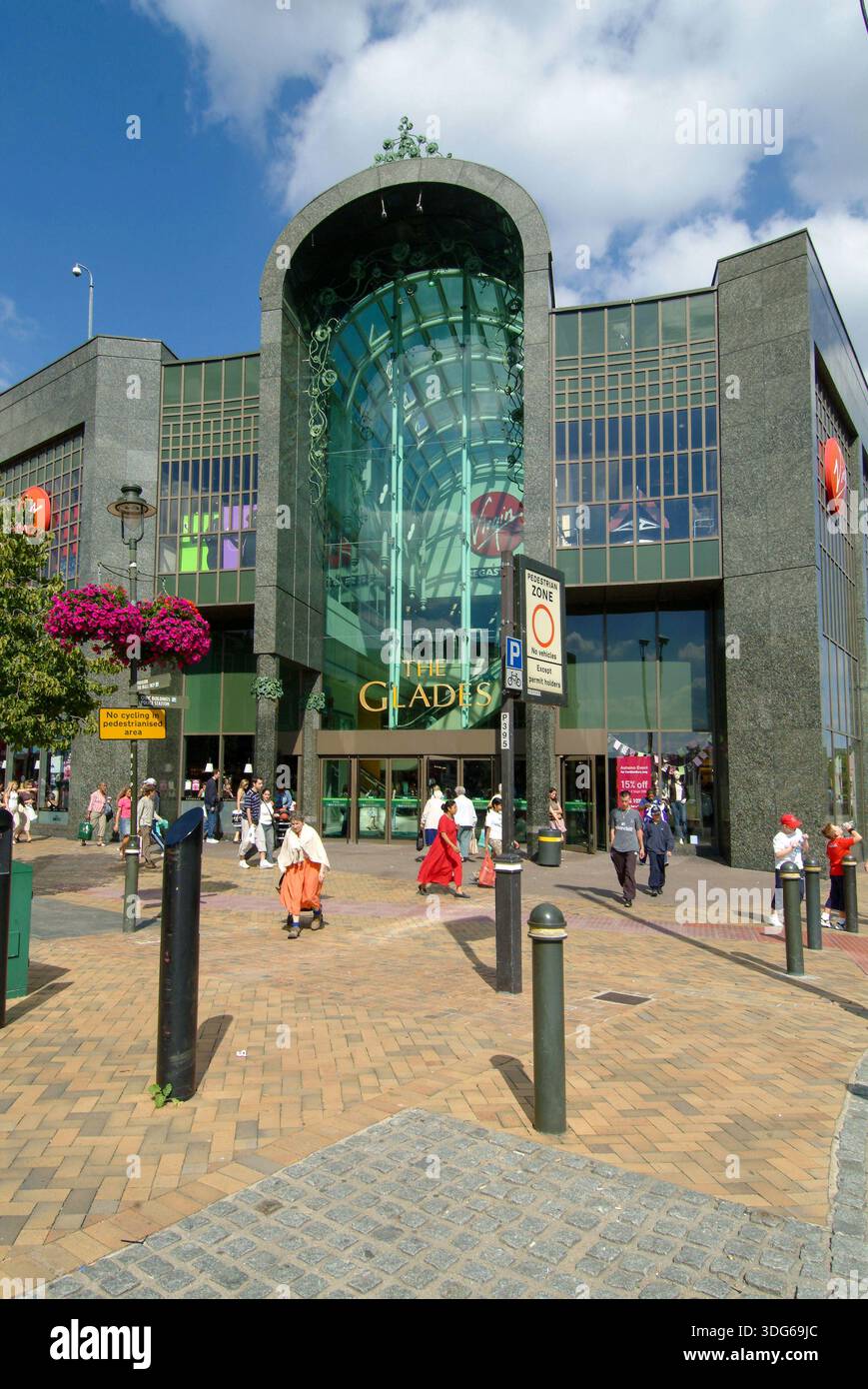 The Glades Shopping Centre Bromley Borough Of Bromley United the-glades-shopping-centre-bromley-borough-of-bromley-united