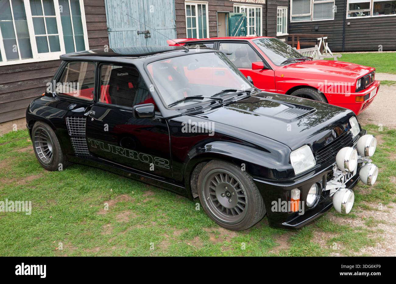 Renault 5 Turbo 3E is a supercar disguised as a hatchback