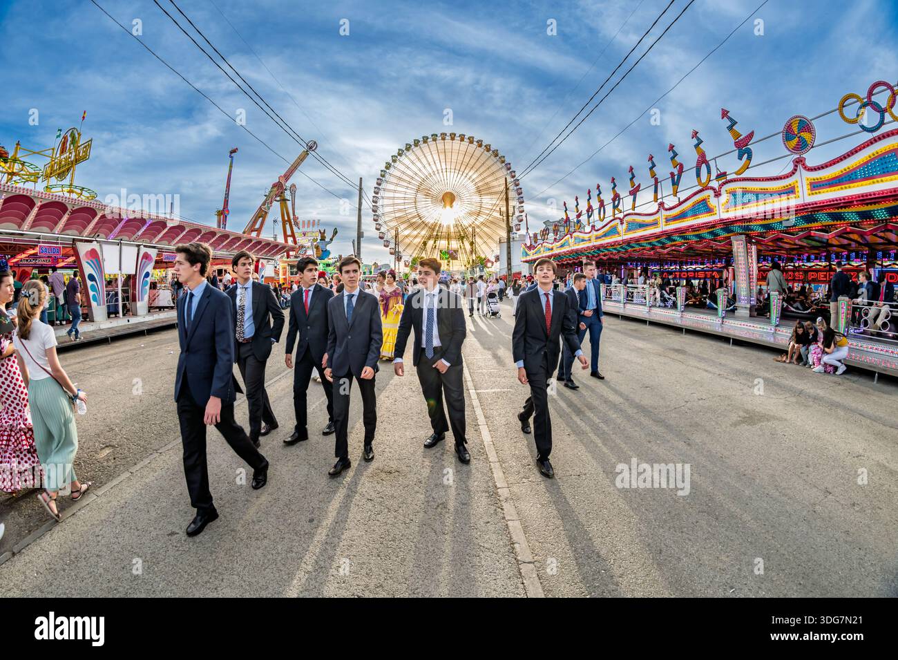 Group of men in formal attire hi-res stock photography and images - Alamy