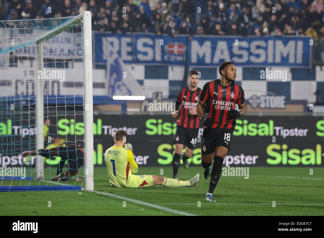 Como, Italy. 15th Jan, 2026. Christopher Nkunku of AC Milan reacts ...