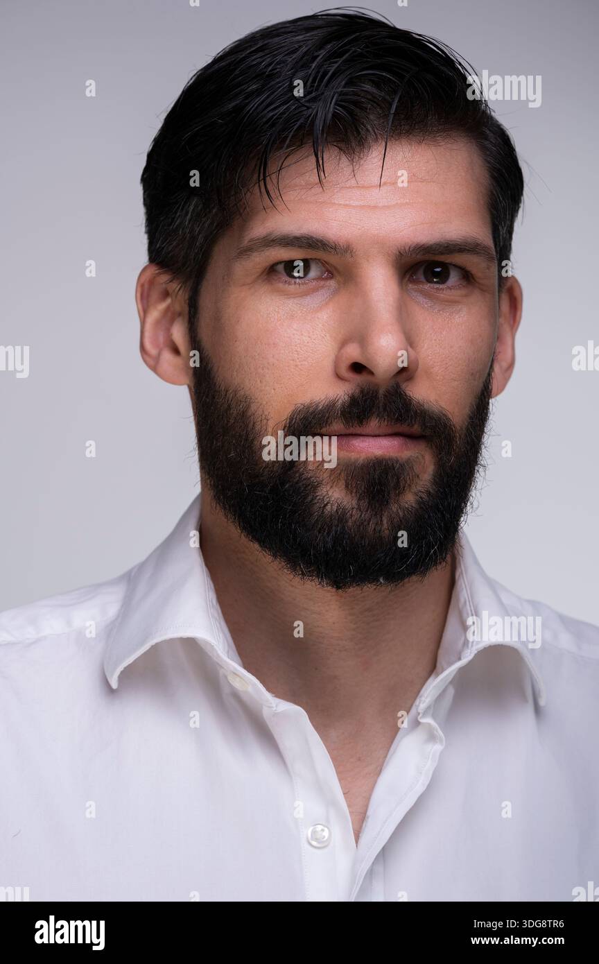 Man dressed white shirt hi-res stock photography and images - Alamy