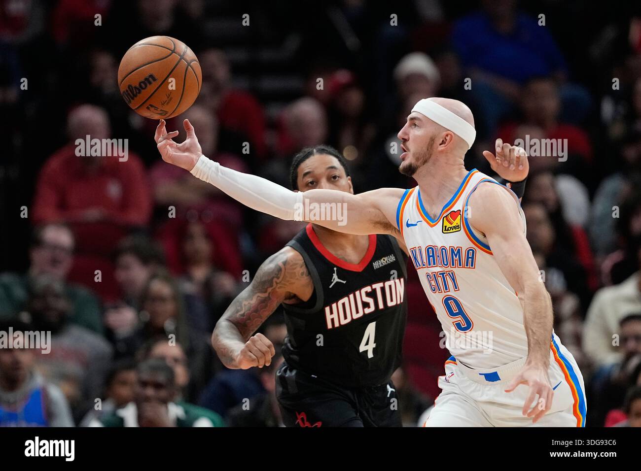 Jd Davison Rockets Oklahoma City Thunder's Alex Caruso (9) reaches for a loose ball in ...