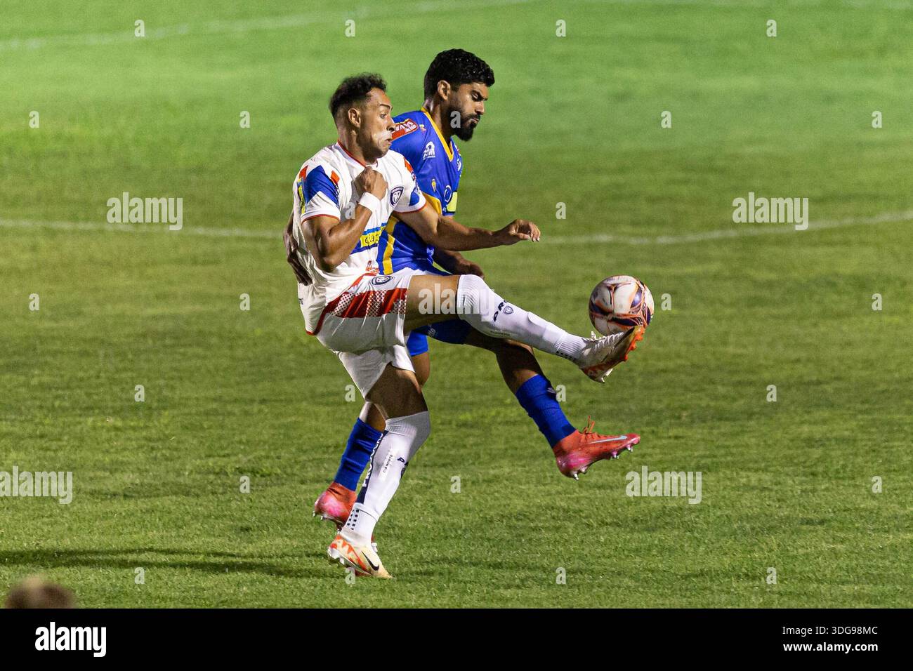 PR - CURITIBA - 01/15/2026 - PARANAENSE 2026, SAO JOSEENSE x CIANORTE ...