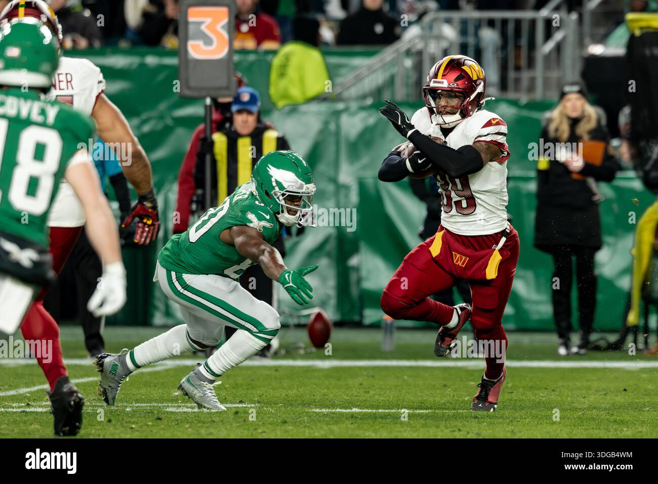Washington Commanders safety Jeremy Reaves (39) with the interception ...