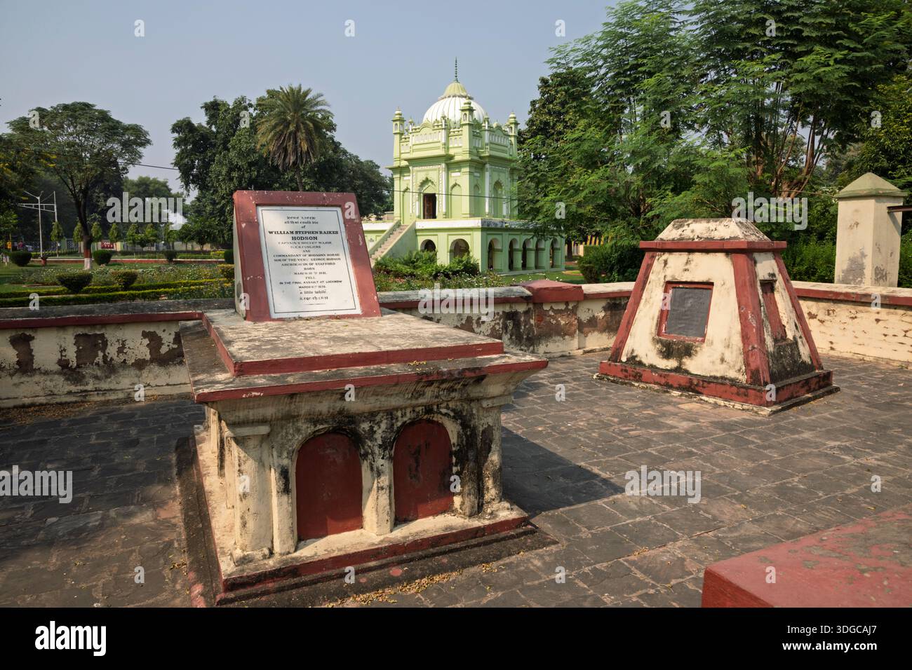 Tomb of colonial-era soldier, Captain Hodson, in front of the tomb of Boulone Lise, Lucknow, Uttar Pradesh, India Stock Photo
