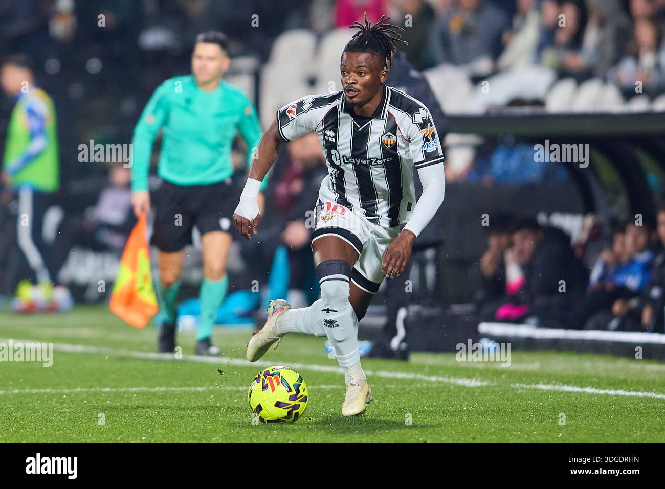 Castellon, Spain. 16th Jan, 2026. CASTELLON, SPAIN - JANUARY 16: Brian  Cipenga of CD Castellon runs with the ball during to the LaLiga Hypermotion  match between Castellon and Leganes at SkyFi Castalia