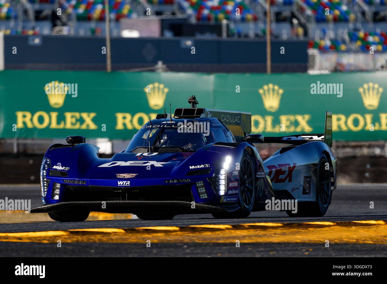 DAYTONA BEACH, FL - JANUARY 16: #10: Cadillac Wayne Taylor Racing ...