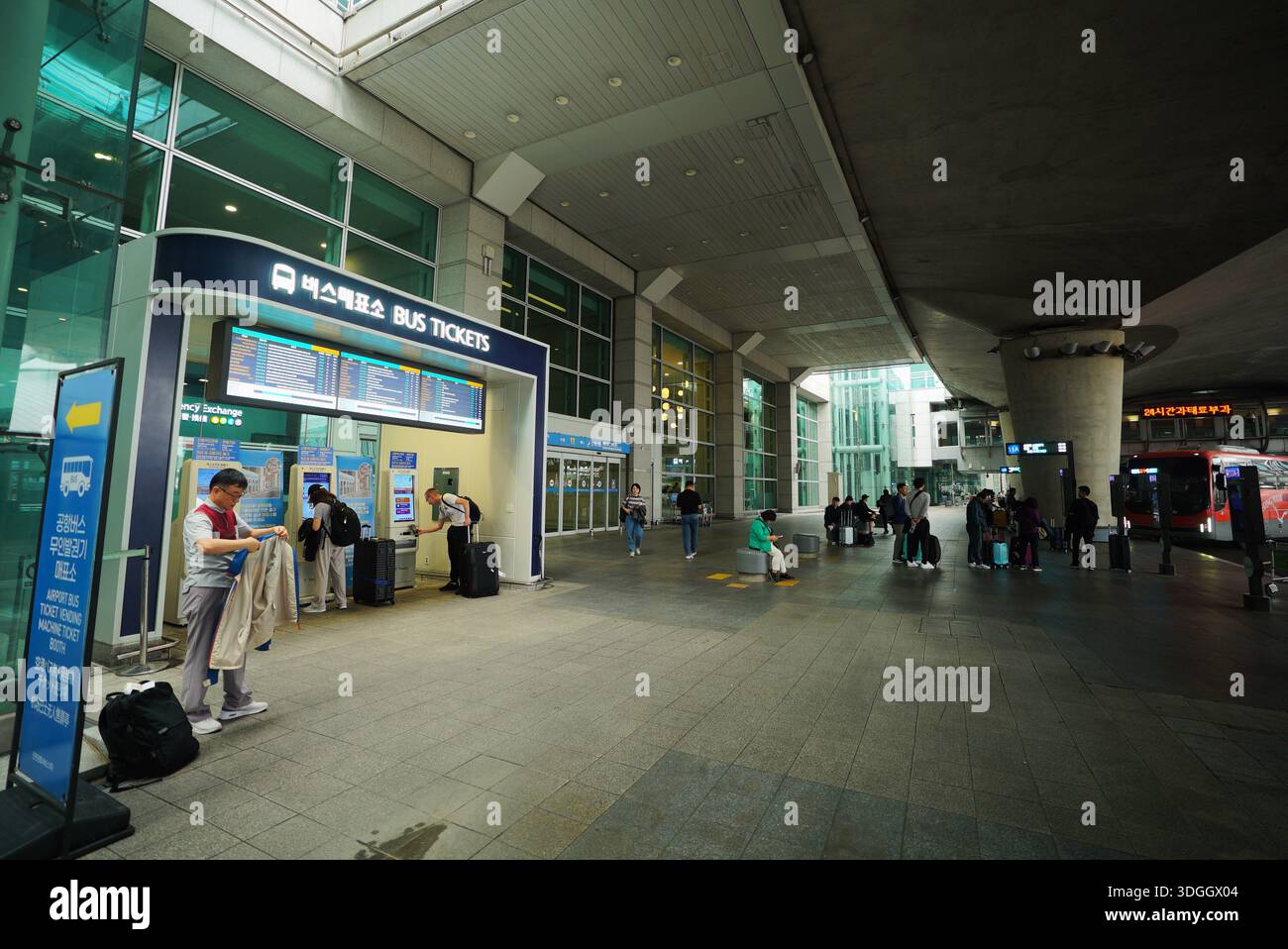 Bus Terminal Counter Ticket counter at bus terminal hi-res stock photography and images - Alamy