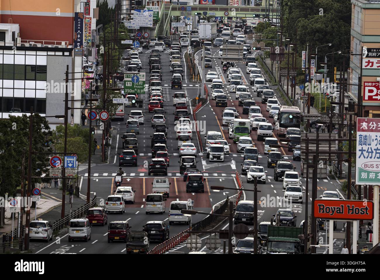 Japan traffic jam hi-res stock photography and images - Alamy