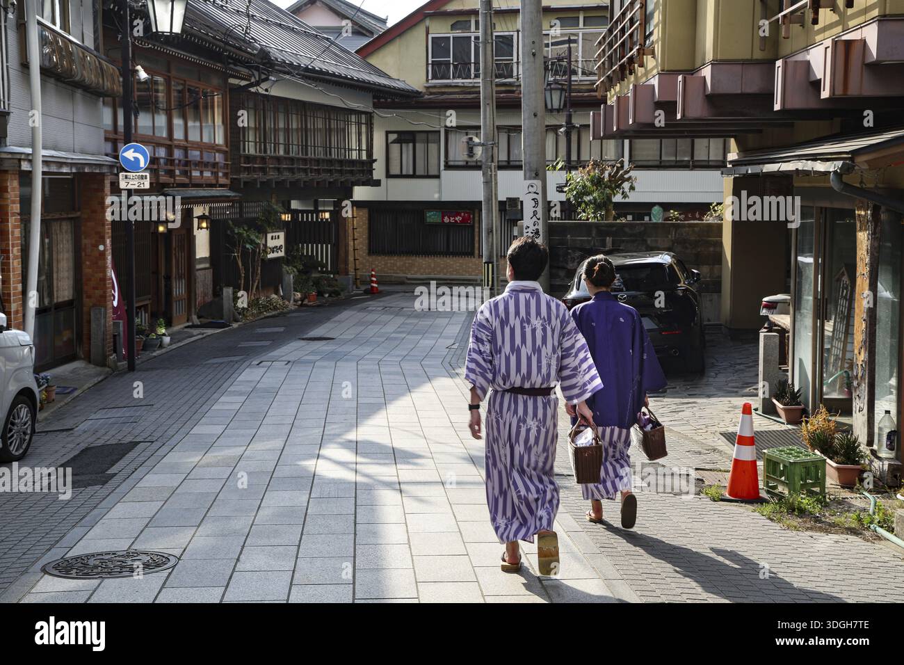 Japanese quiet street hi-res stock photography and images - Alamy