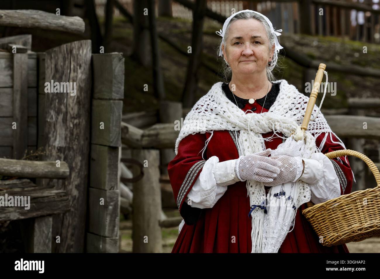 Traditional costume australia hi-res stock photography and images