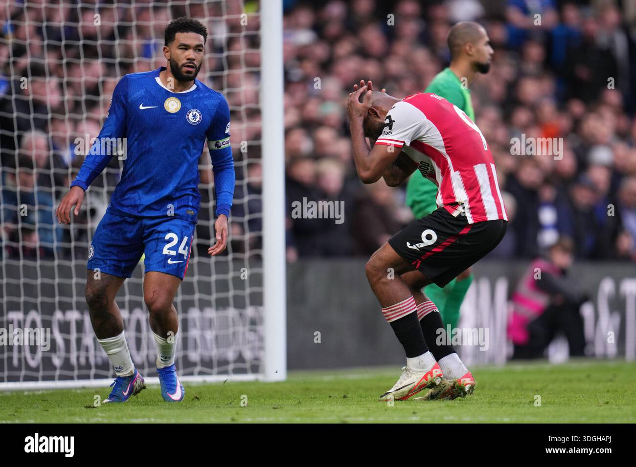 Chelsea Crisis: Brentford Dominates as Blues Struggle in Premier League Chelsea Crisis: Brentford Dominates as Blues Struggle in Premier League