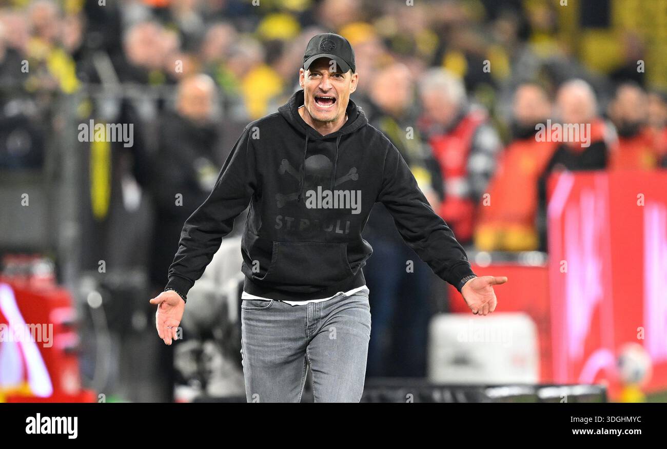 Trainer [coach] Alexander Blessin (St. Pauli) Dortmund, January 17 ...