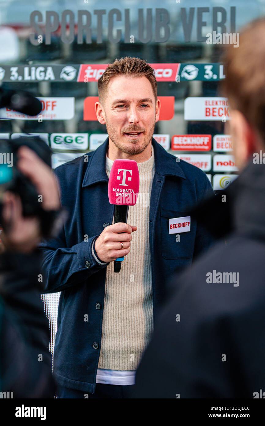 Tobias Strobl: From Verl to the Bundesliga