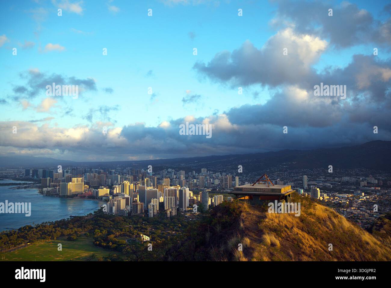 Diamond head hawaii hi-res stock photography and images - Alamy