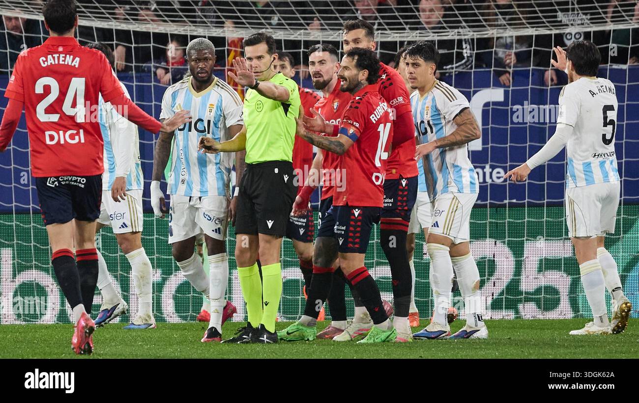 Pamplona, Spain. 17th Jan, 2026. Sports. Football/Soccer.Football match of  La Liga EA Sports between CA Osasuna and Real Oviedo played at El Sadar  stadium in Pamplona (Spain) on January 17, 2026. Credit: