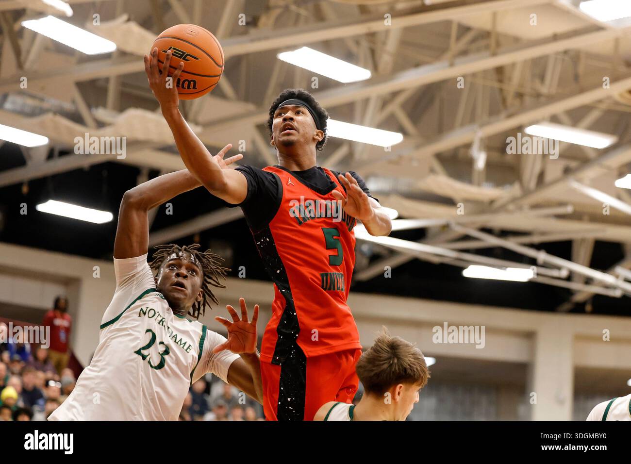 Inglewood's Jason Crowe Jr. (5) in action against Notre Dame during a ...