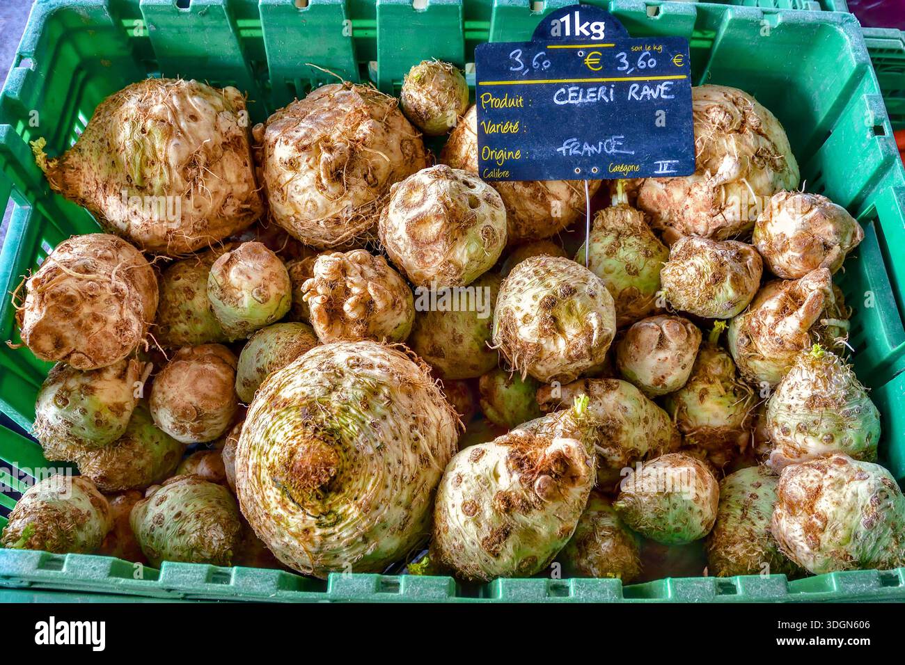 Market stall display of local organic / bio celery root / celeri rave - Le Blanc, Indre (37), France. Stock Photo