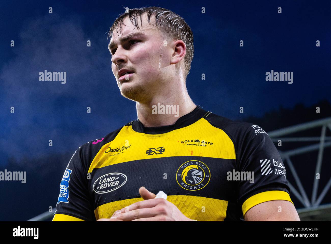 Oli field rugby player hi-res stock photography and images - Alamy