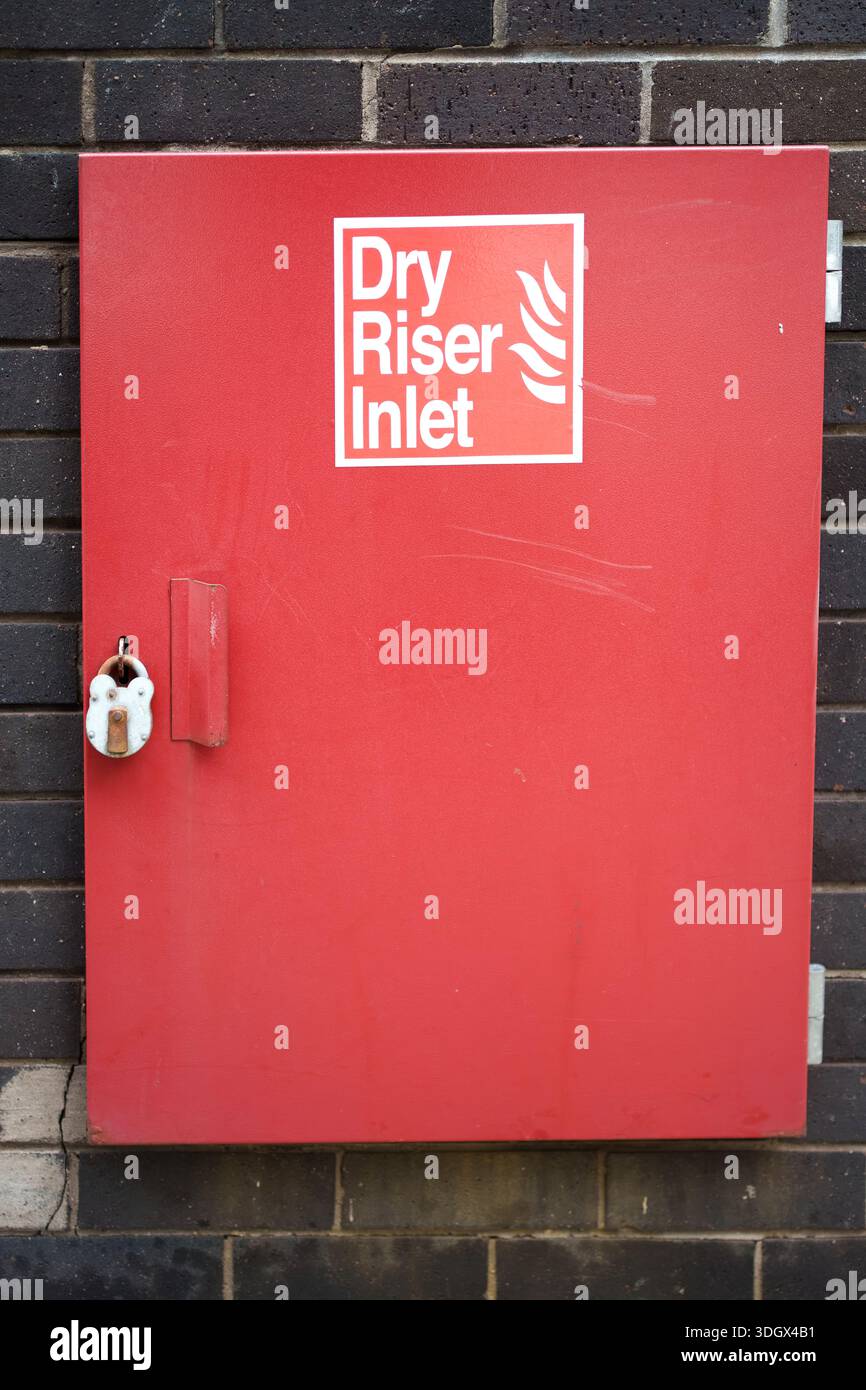 Dry Riser Inlet Simblo Dry riser inlet cabinet located on building Stock Photo - Alamy
