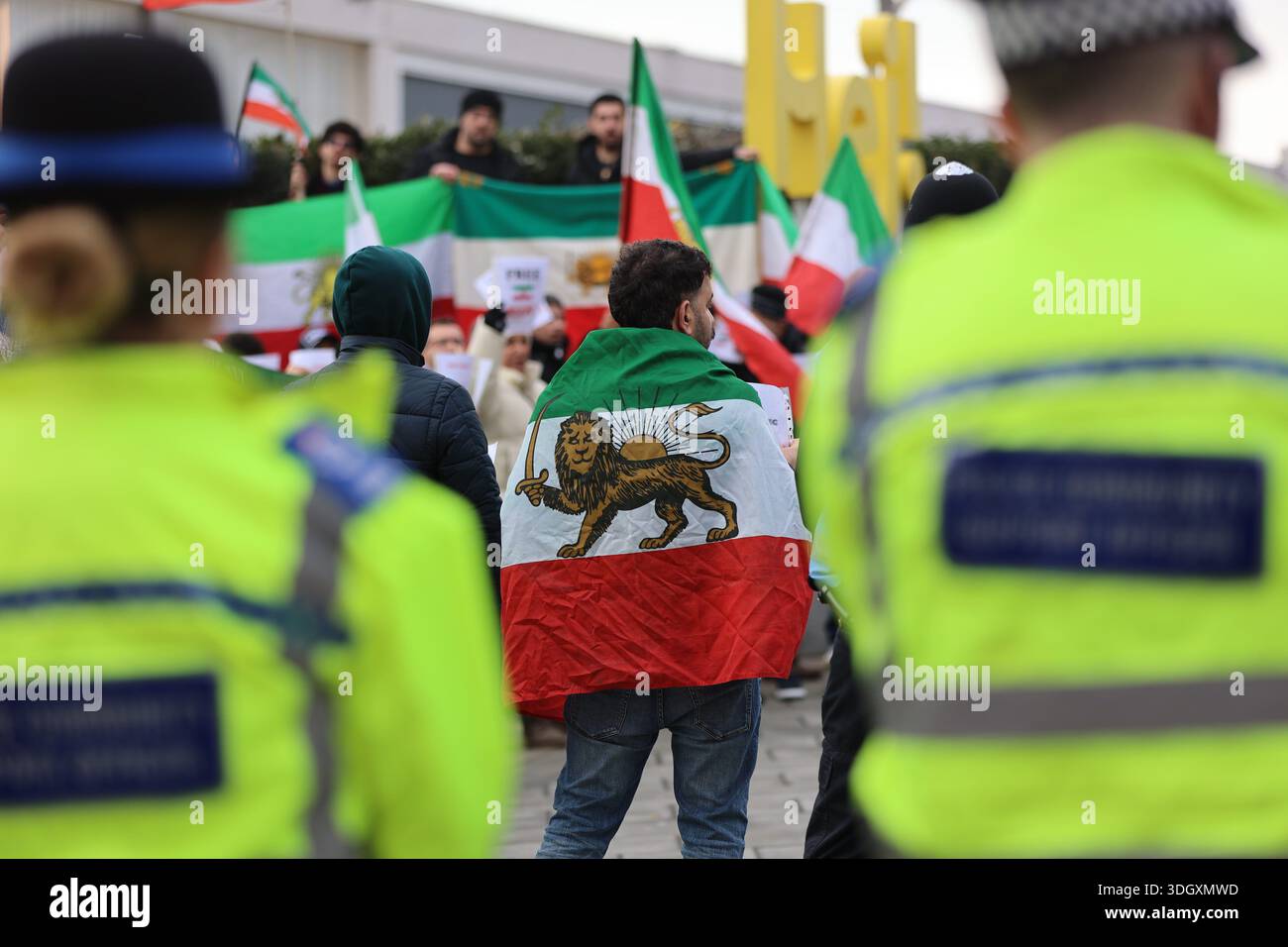 2 Sussex Police Watching over iranian protest in Brighton on Saturday 17th Jan 2026 Stock Photo