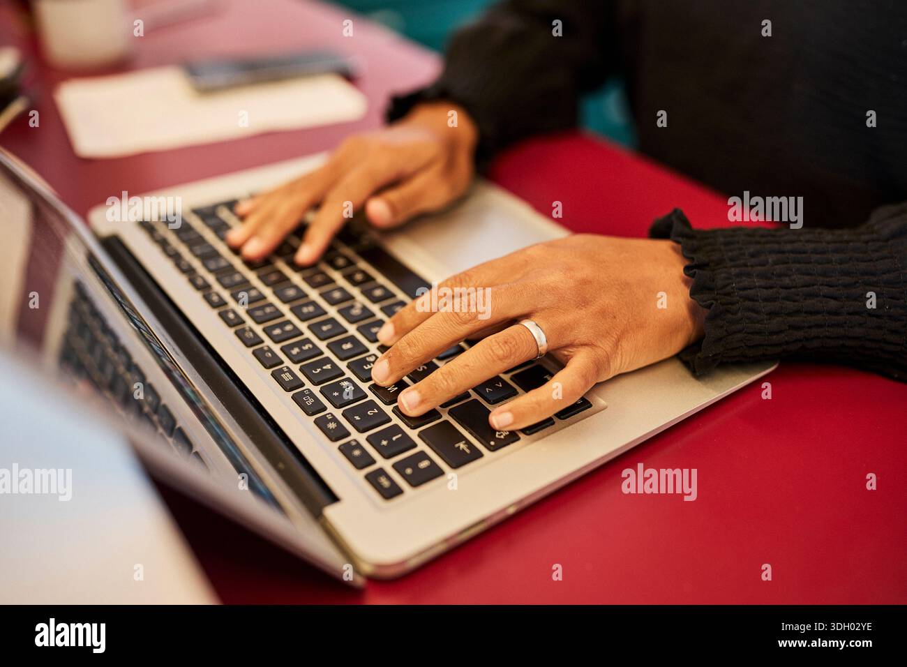 Computer remote work typing hi-res stock photography and images - Alamy