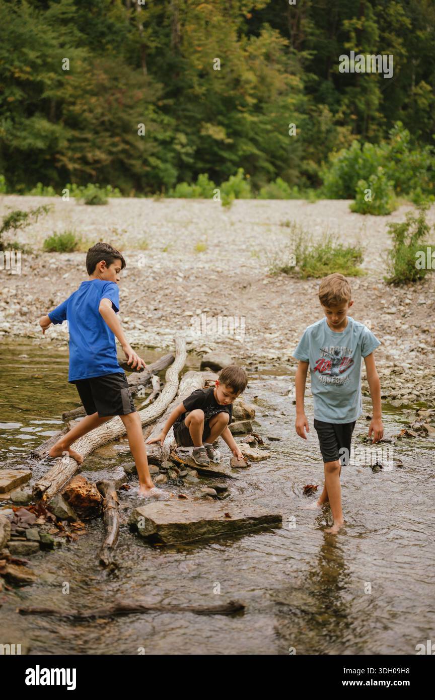 People Exploring Rocks Boys exploring rocks hi-res stock photography and images - Alamy