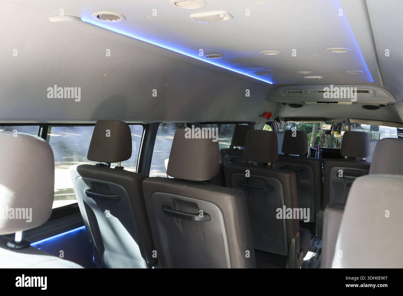 Shuttle bus rental hi-res stock photography and images - Alamy
