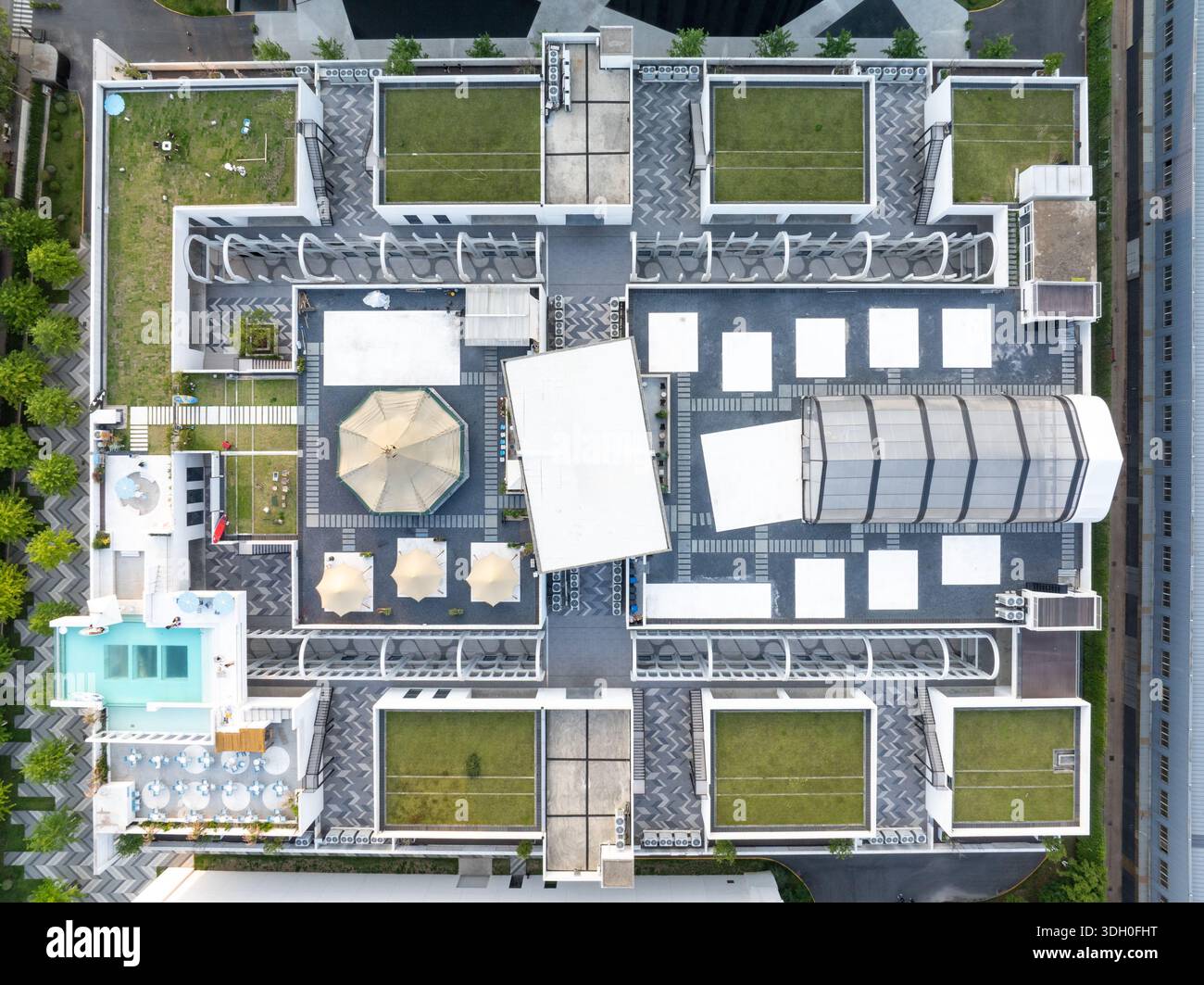 aerial view rooftop garden with a swimming pool Stock Photo - Alamy