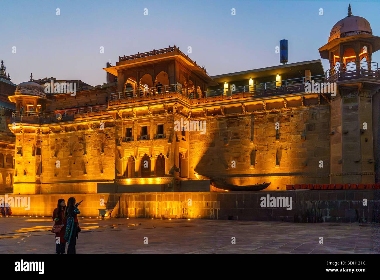 Au plan hi-res stock photography and images - Alamy