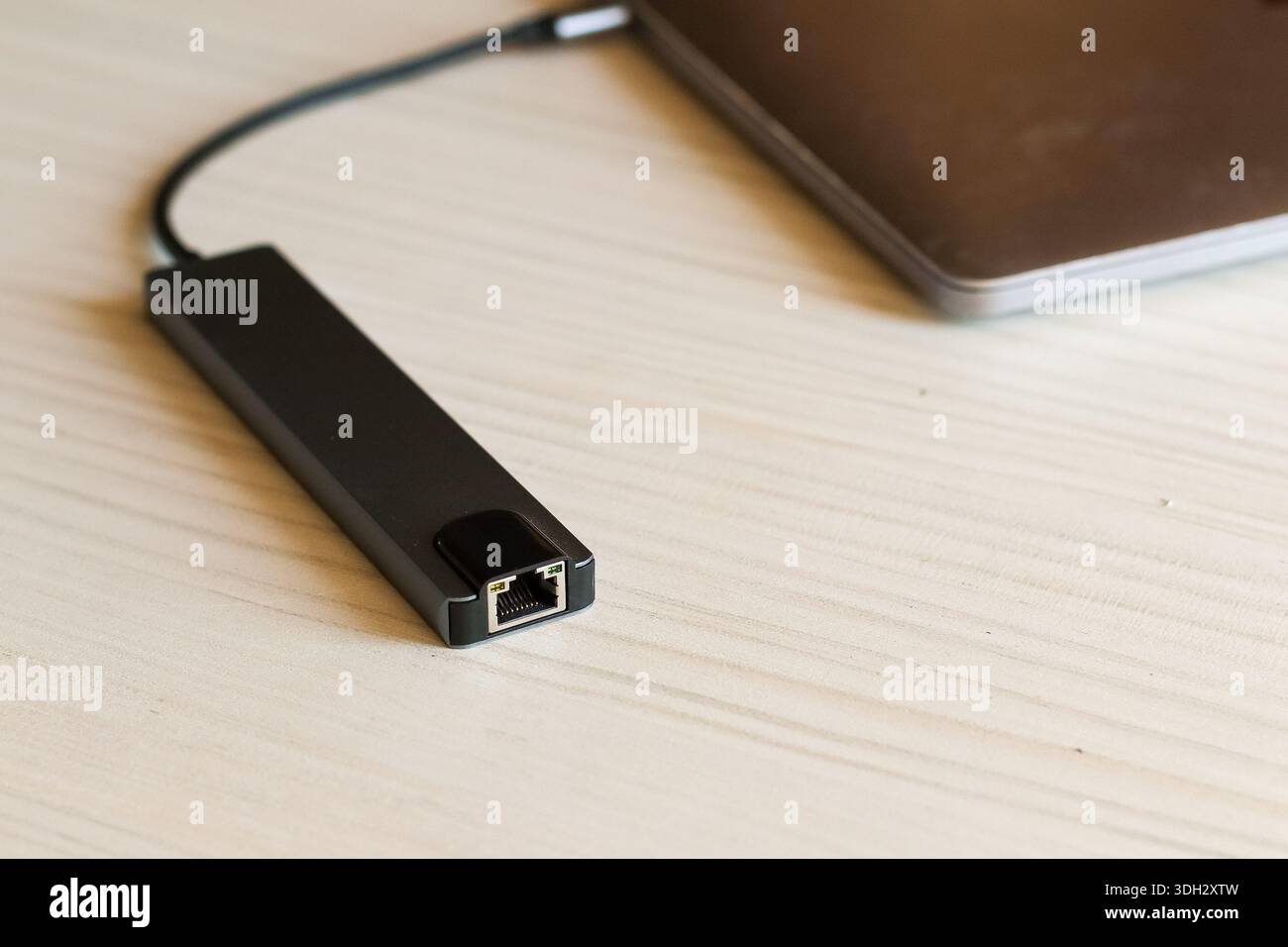 can you vape or smoke while pregnant Juul Charger Stock Photos