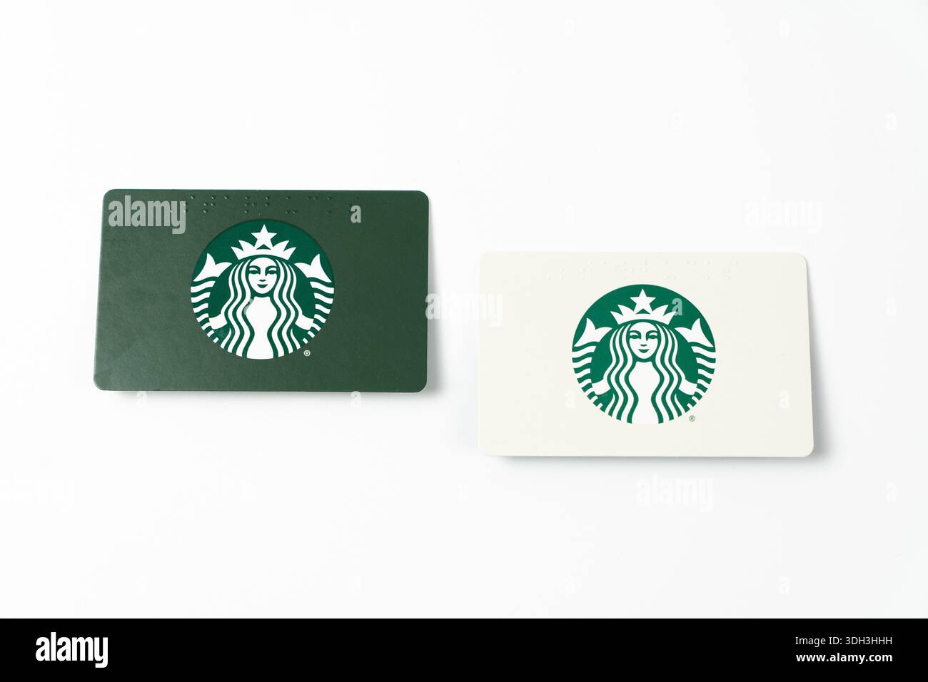 Starbucks rewards hi-res stock photography and images - Alamy