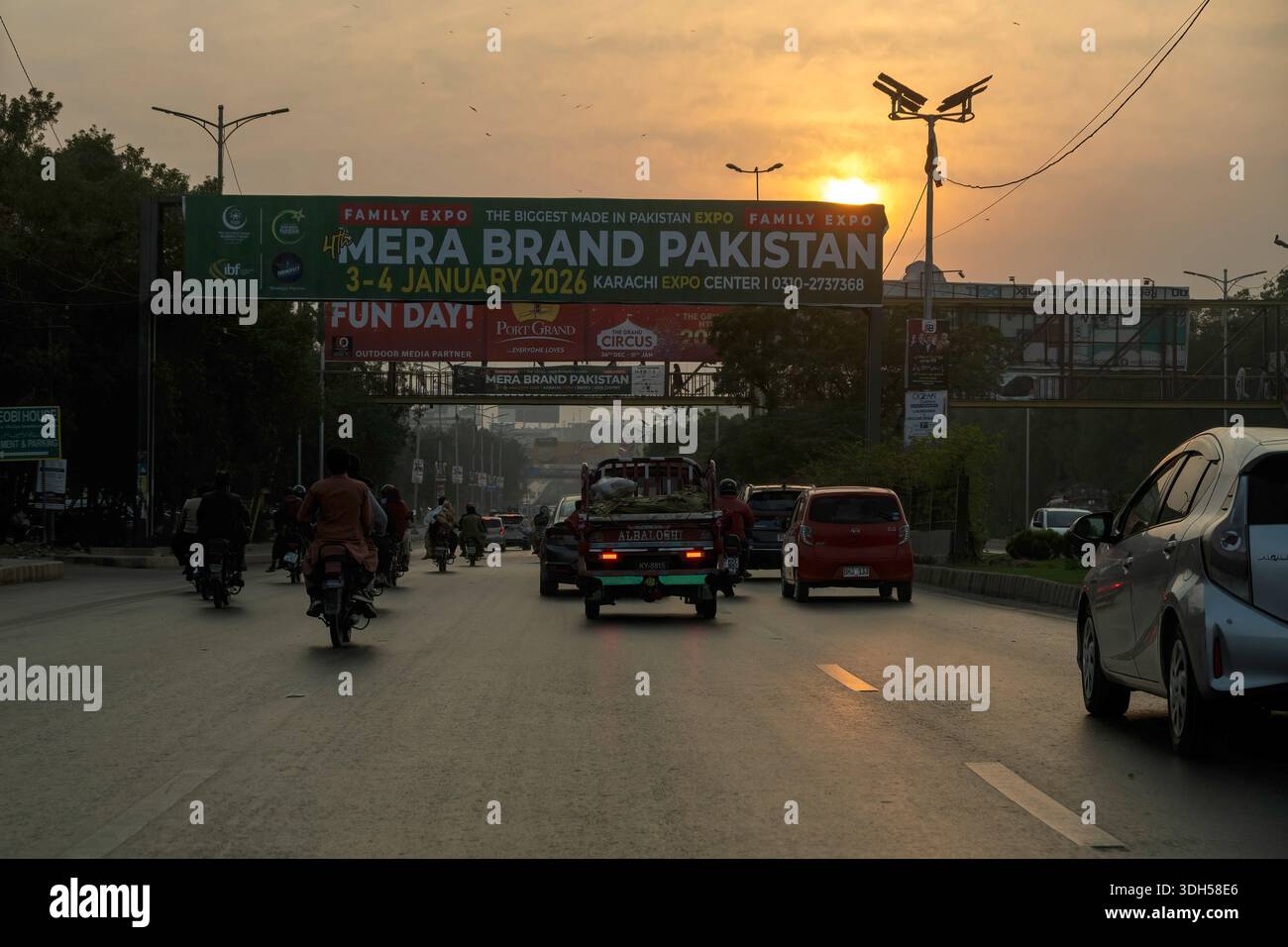 Pakistan Rohaid Karachi, Pakistan - December 14, 2025: Shahra e Faisal Road Karachi ...