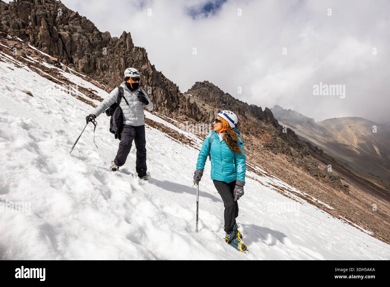 Ice axes hi-res stock photography and images - Alamy